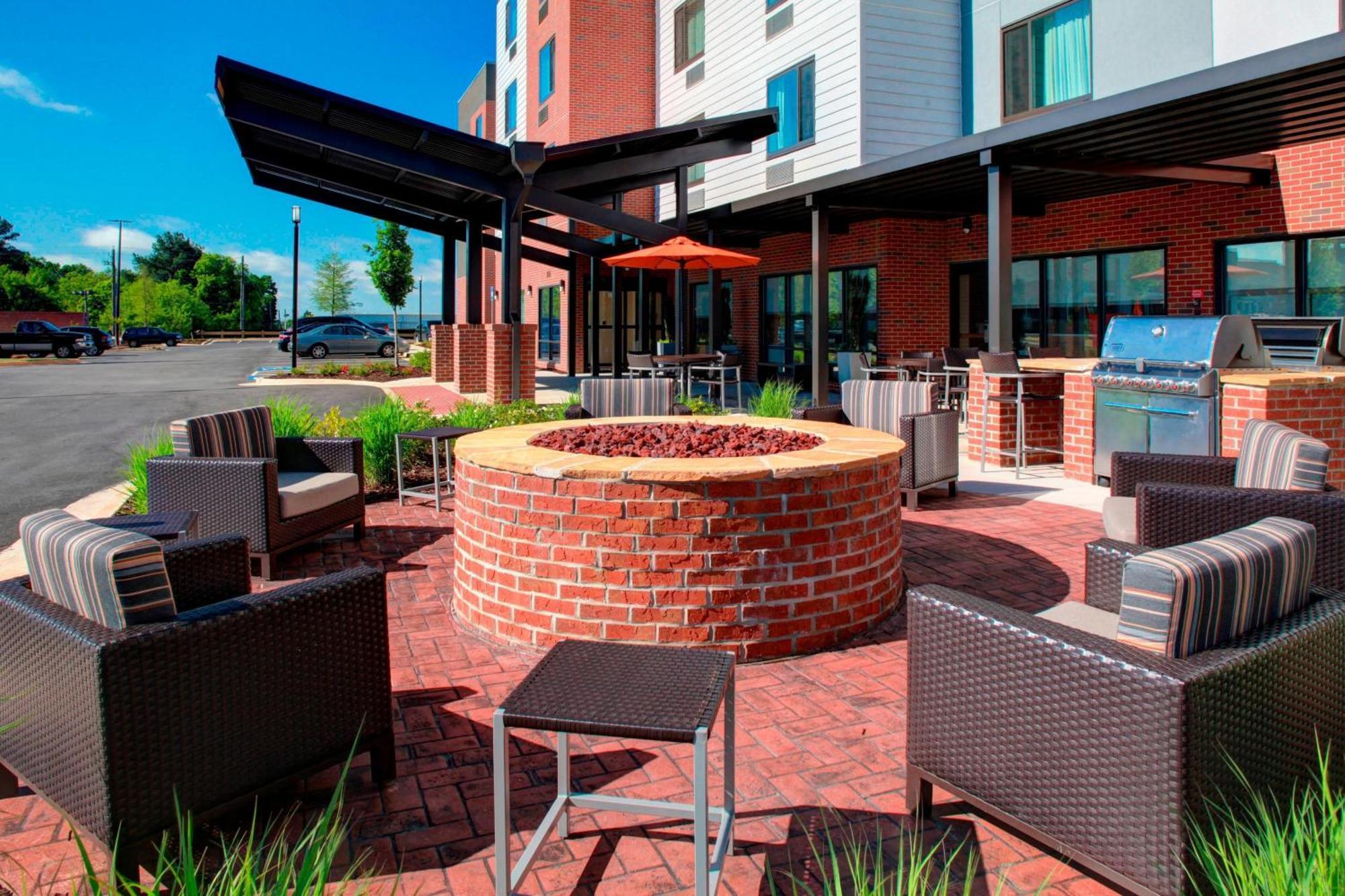 Towneplace Suites By Marriott Macon Mercer University Екстер'єр фото